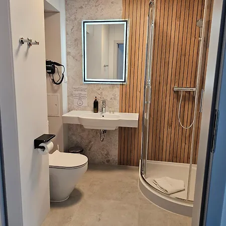 Harmony House Bed and Breakfast 3*